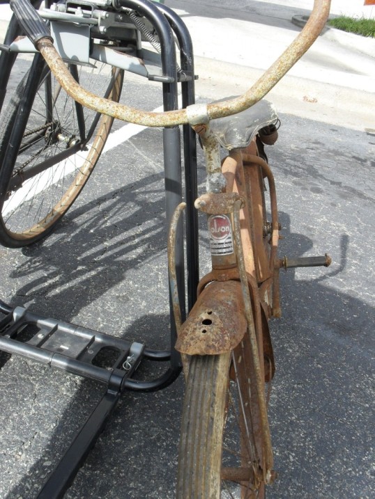 Colson kiddie bike with truss rods