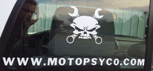 <motopsyco.com>