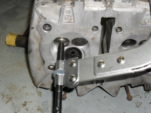 <using valve spring compressor>
