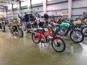 <fine vintage japanese motorcycles>